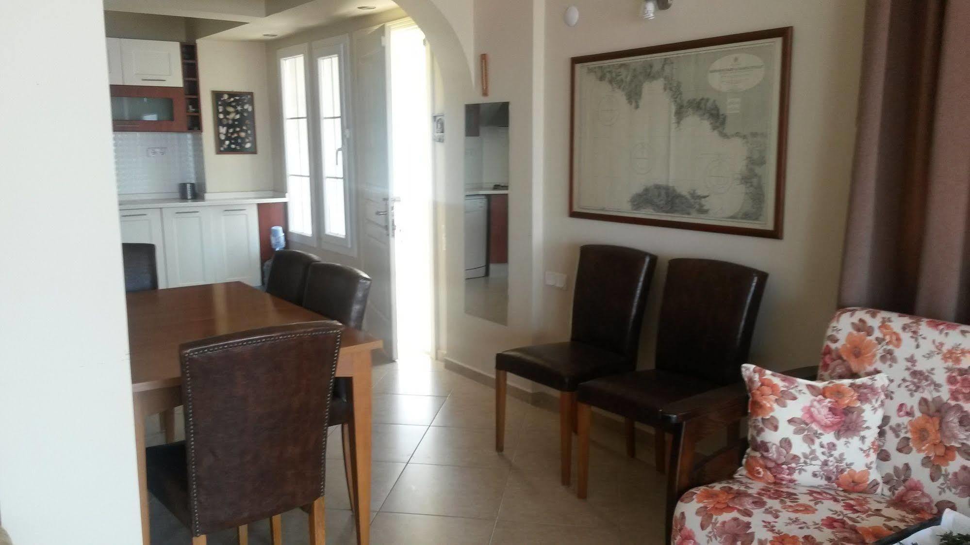 Villa Beach Villa *